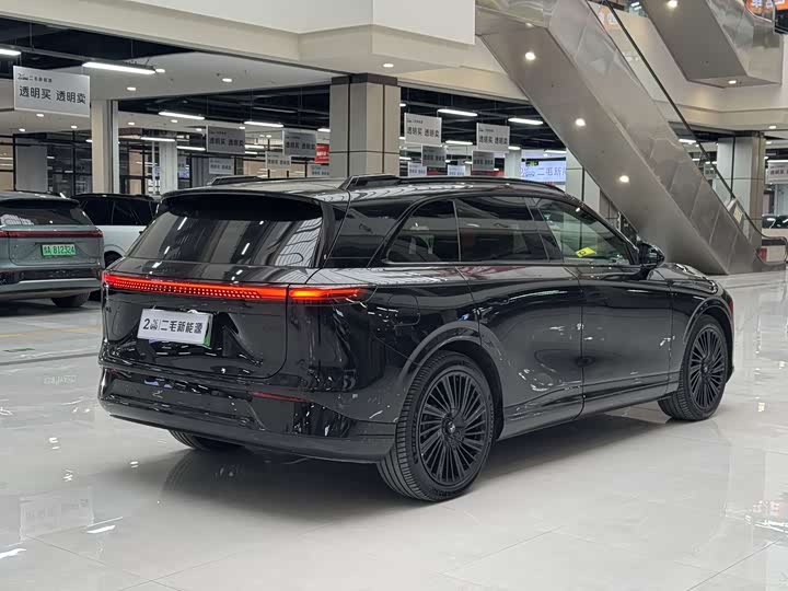 Фото 8 - XPeng G9