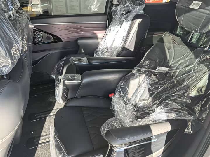 Фото 6 - GAC Trumpchi M8