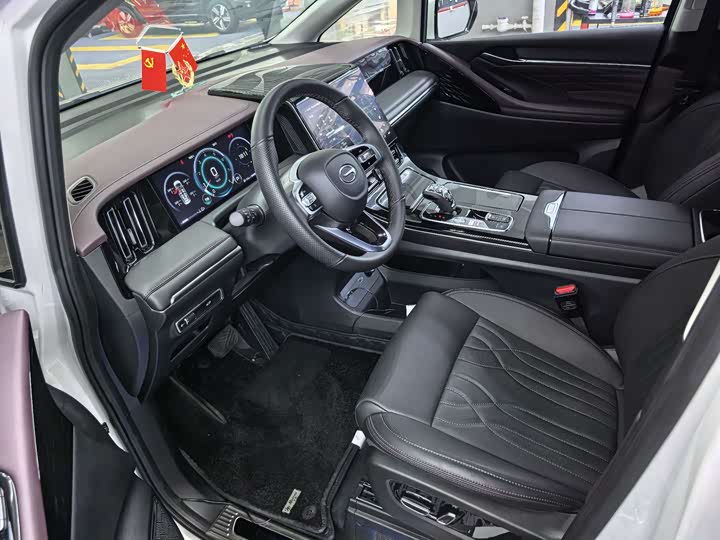 Фото 9 - GAC Trumpchi M8