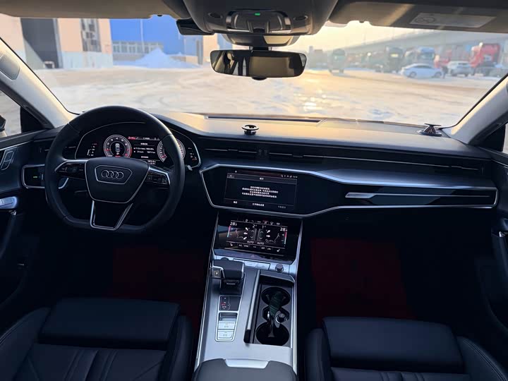 Фото 8 - Audi A7