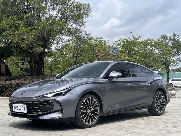 Фото 1 - MG Motor 7