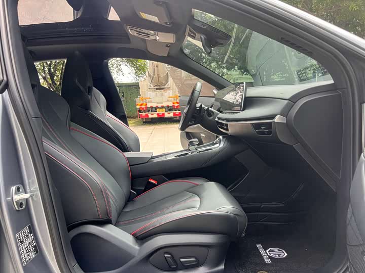 Фото 7 - MG Motor 7