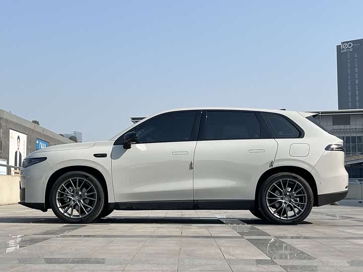 Фото 7 - Leapmotor C10