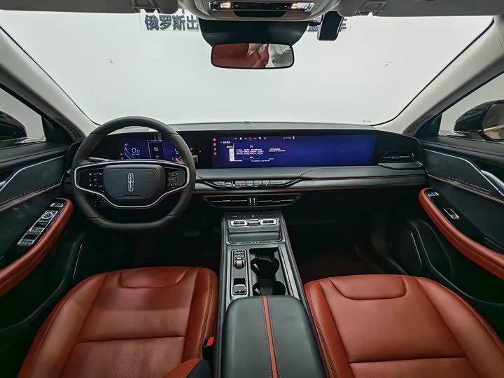 Фото 9 - Lincoln Z (Zephyr)