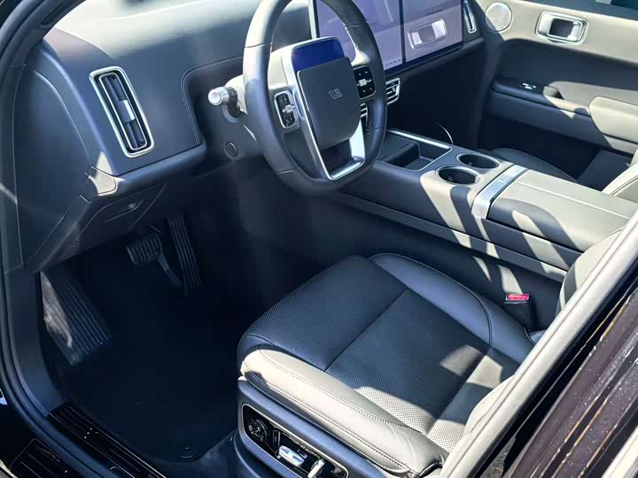 Фото 6 - LiXiang L7