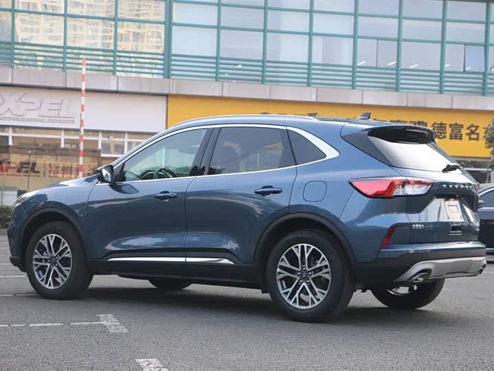 Фото 6 - Ford Escape