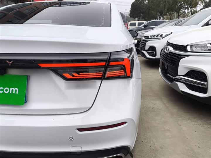 Фото 8 - Chery Omoda S5 (Arrizo 5 Plus)