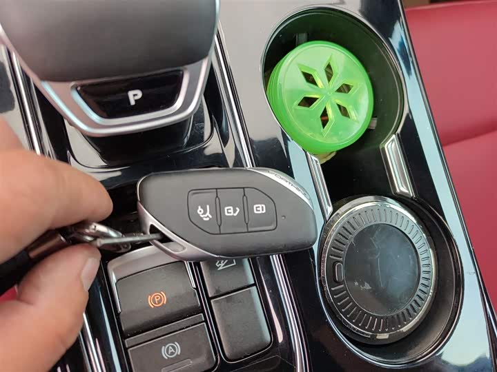 Фото 9 - Dongfeng Forthing T5 EVO