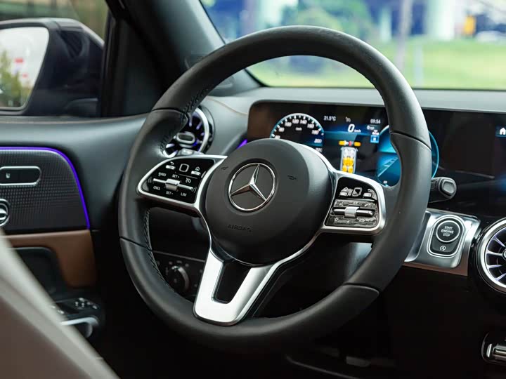 Фото 3 - Mercedes-Benz GLB-Class
