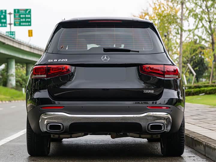 Фото 9 - Mercedes-Benz GLB-Class