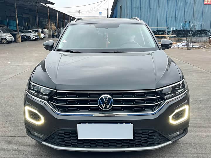 Фото 2 - Volkswagen T-Roc