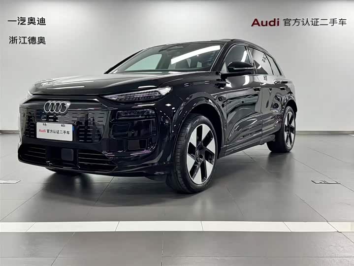 Фото 1 - Audi Q6L e-tron