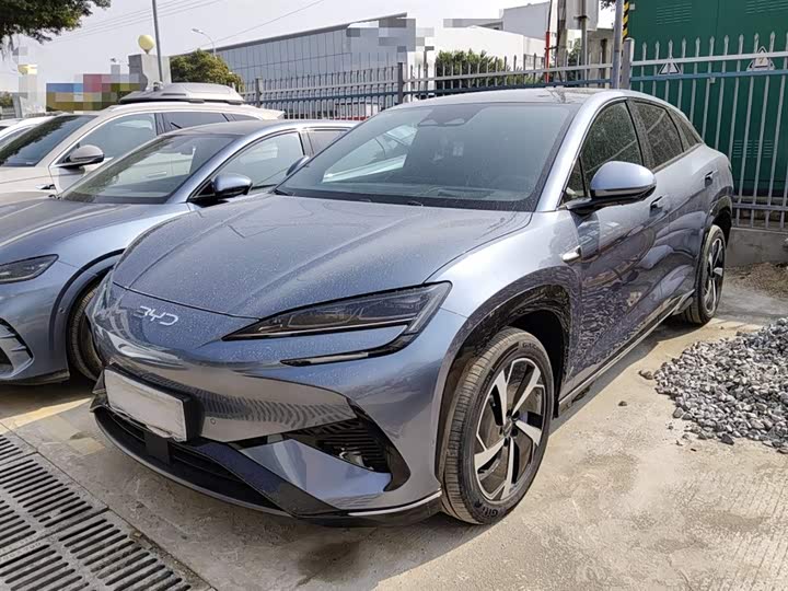 Фото 1 - BYD Sea Lion 07 EV