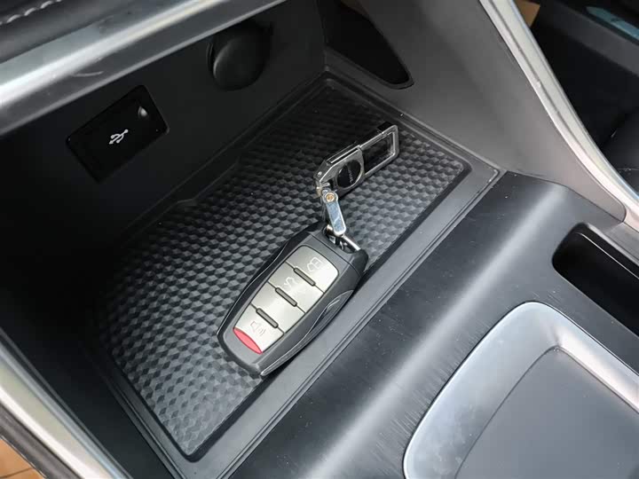 Фото 9 - Haval H6