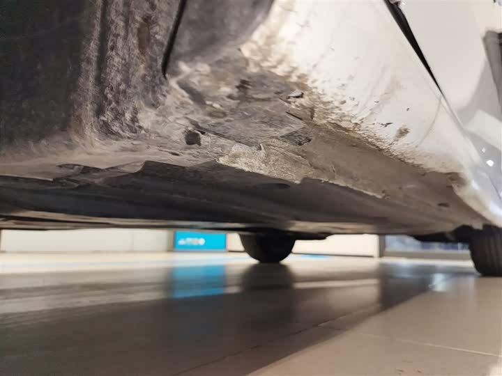 Фото 8 - Volkswagen Sagitar L