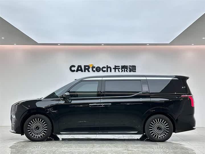 Фото 2 - Zeekr 009