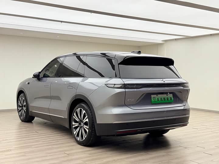 Фото 6 - Nio ES8