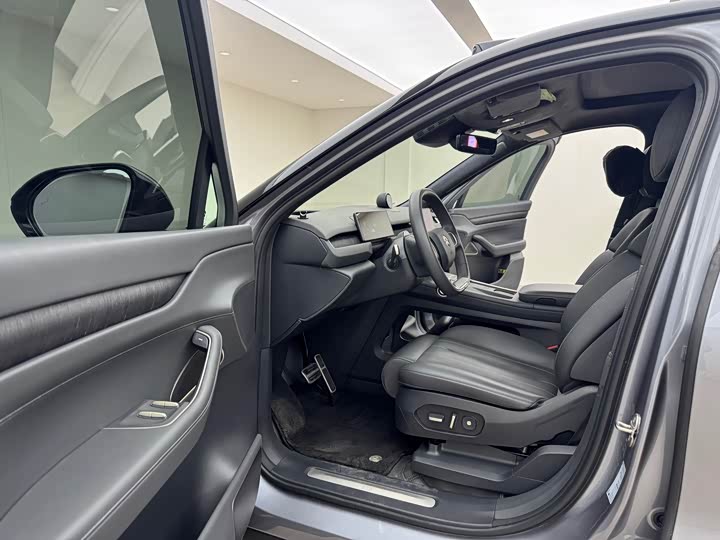 Фото 7 - Nio ES8