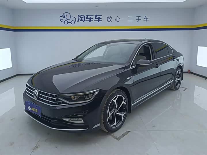 Фото 1 - Volkswagen Magotan