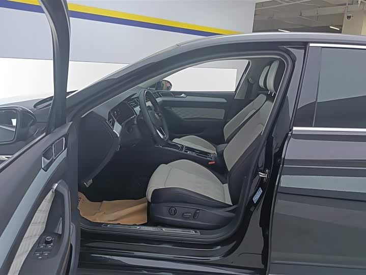 Фото 9 - Volkswagen Magotan