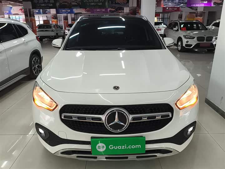Фото 3 - Mercedes-Benz GLA-Class