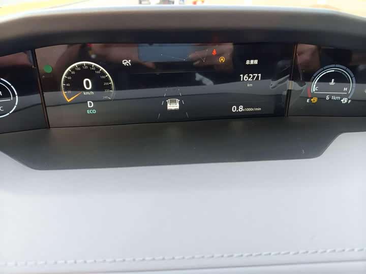 Фото 8 - Changan UNI-V