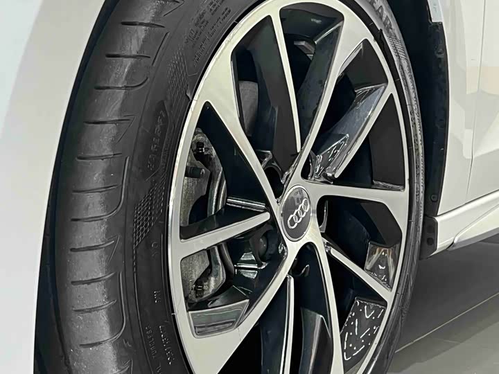 Фото 3 - Audi A3