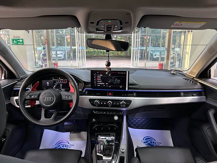 Фото 5 - Audi A4L