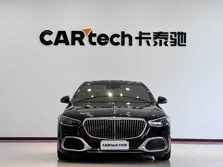 Фото 2 - Mercedes-Benz Maybach S-Class