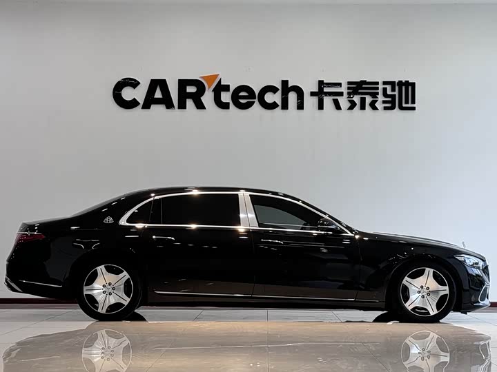 Фото 4 - Mercedes-Benz Maybach S-Class