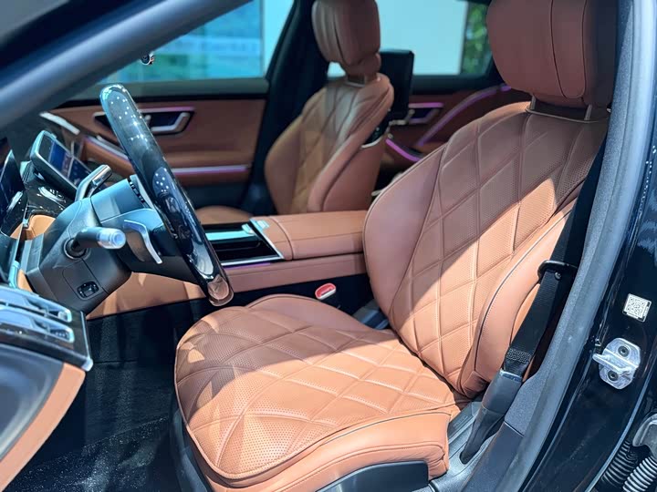 Фото 6 - Mercedes-Benz Maybach S-Class