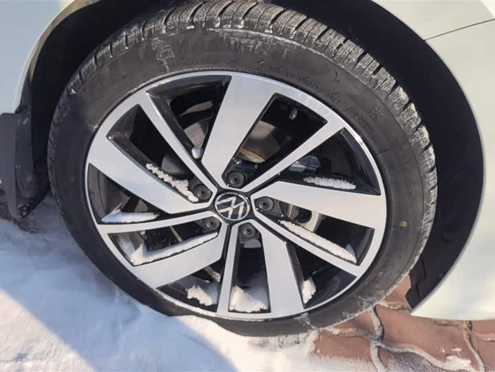 Фото 5 - Volkswagen Sagitar L