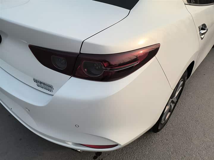 Фото 8 - Mazda 3 (Axela)