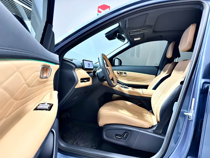 Фото 4 - Geely Galaxy Starship 7