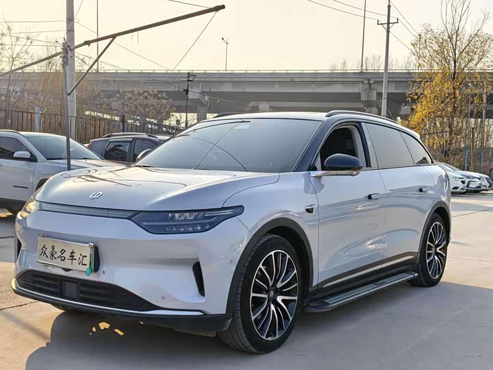 Фото 1 - Leapmotor C11