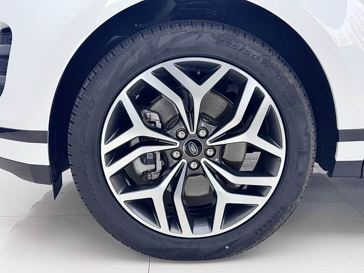 Фото 6 - Land Rover Range Rover Evoque L