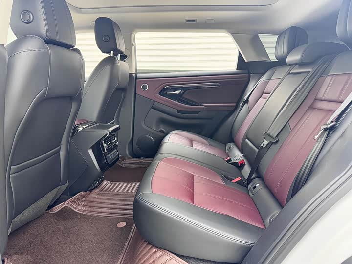 Фото 8 - Land Rover Range Rover Evoque L