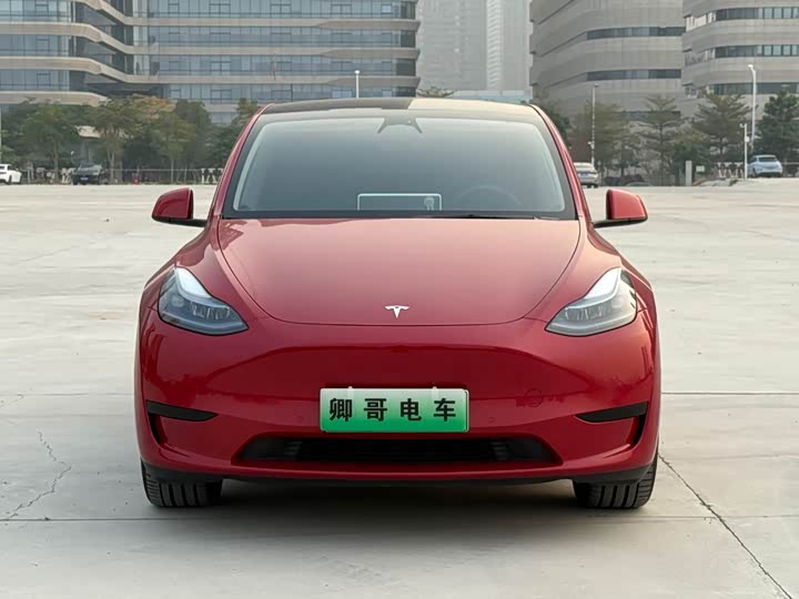 Фото 2 - Tesla Model Y