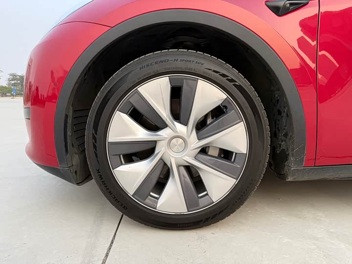 Фото 7 - Tesla Model Y