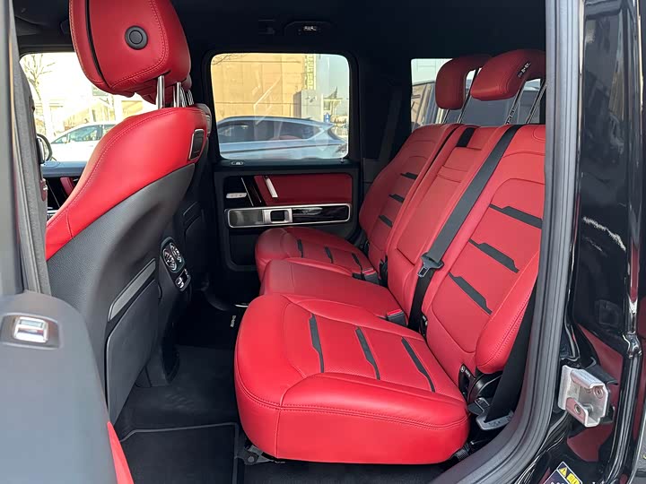 Фото 9 - Mercedes-Benz G-Class AMG