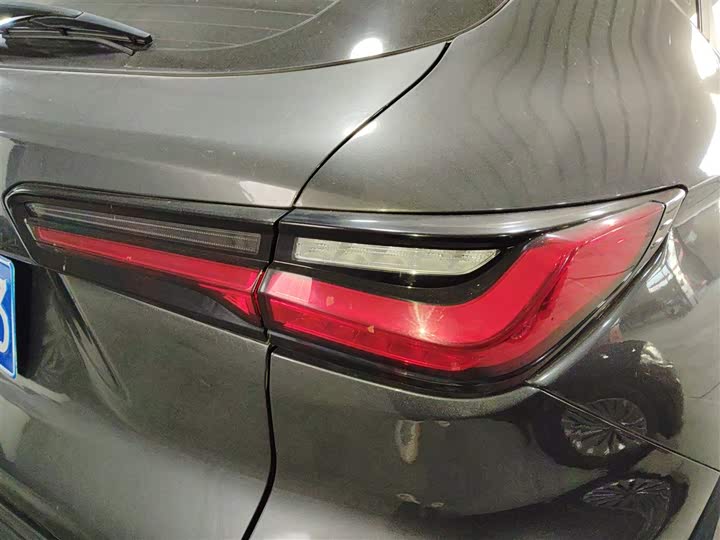 Фото 8 - Changan Oshan X5