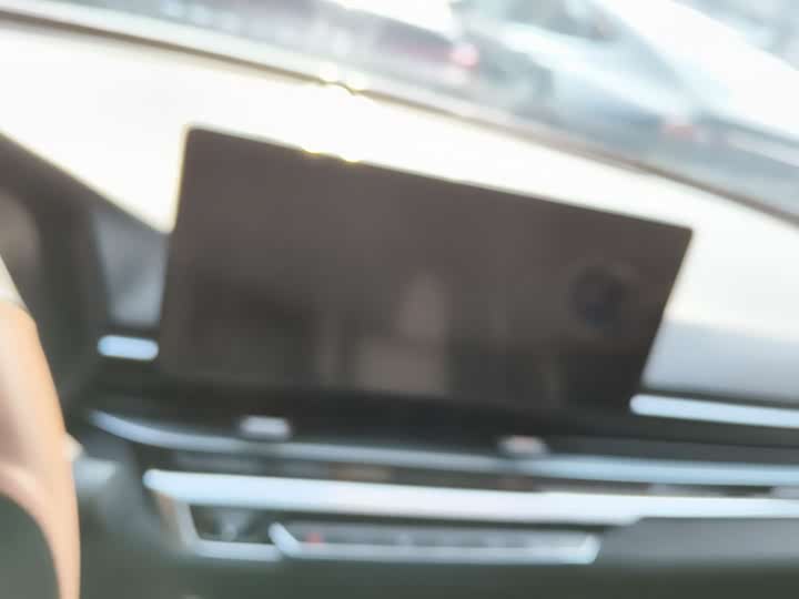 Фото 8 - Geely Emgrand