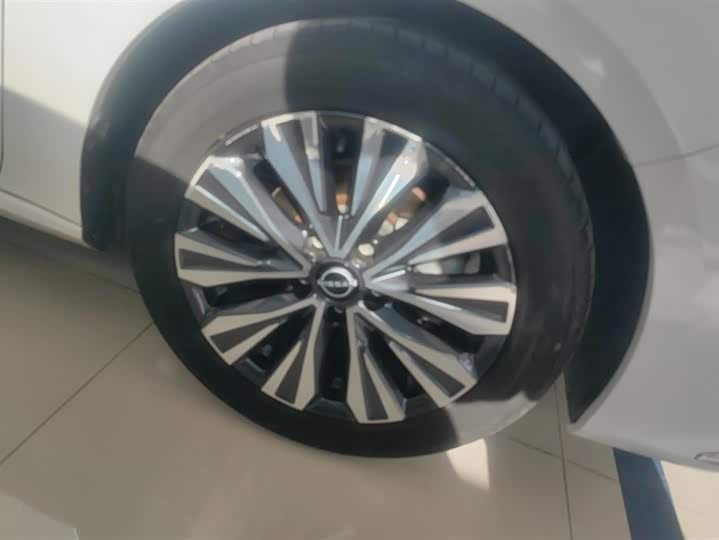 Фото 6 - Nissan Teana