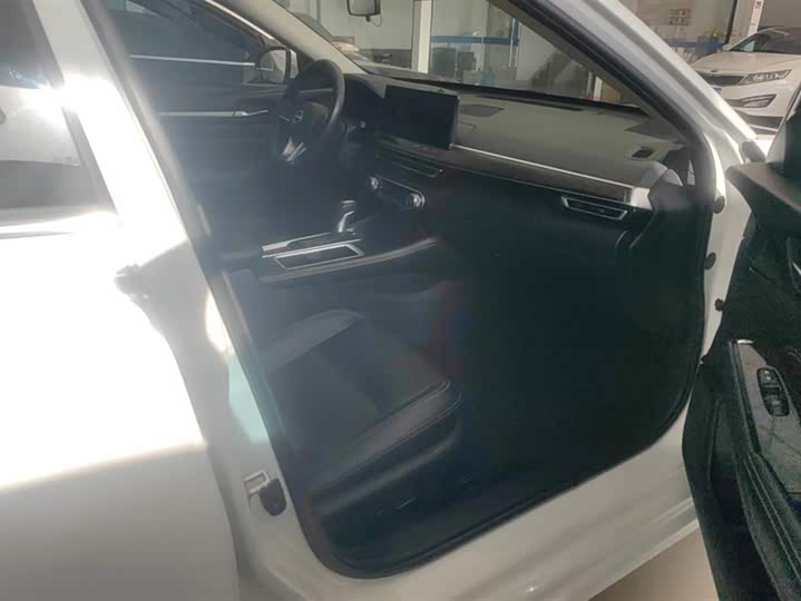 Фото 8 - Nissan Teana