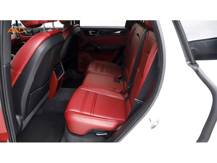 Фото 7 - Porsche Cayenne