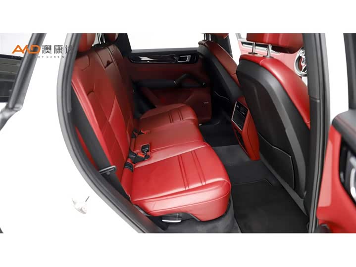 Фото 8 - Porsche Cayenne