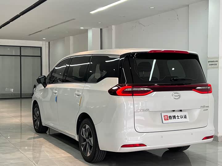 Фото 7 - GAC Trumpchi M6