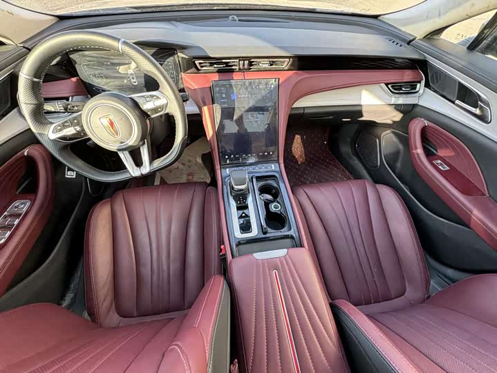 Фото 6 - Hongqi H5