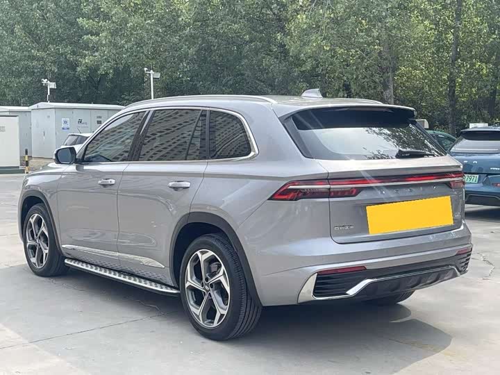 Фото 6 - Geely Monjaro