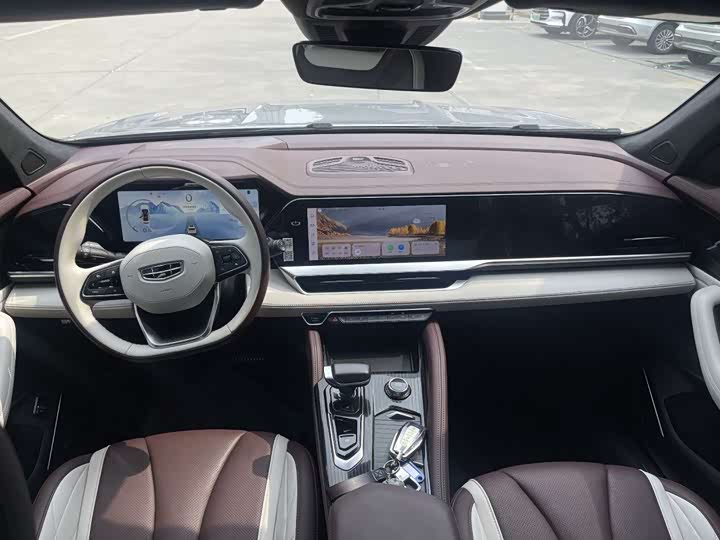 Фото 7 - Geely Monjaro